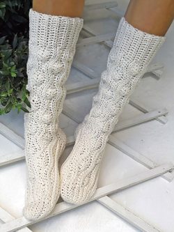 Aran Wave Socks Crochet Pattern